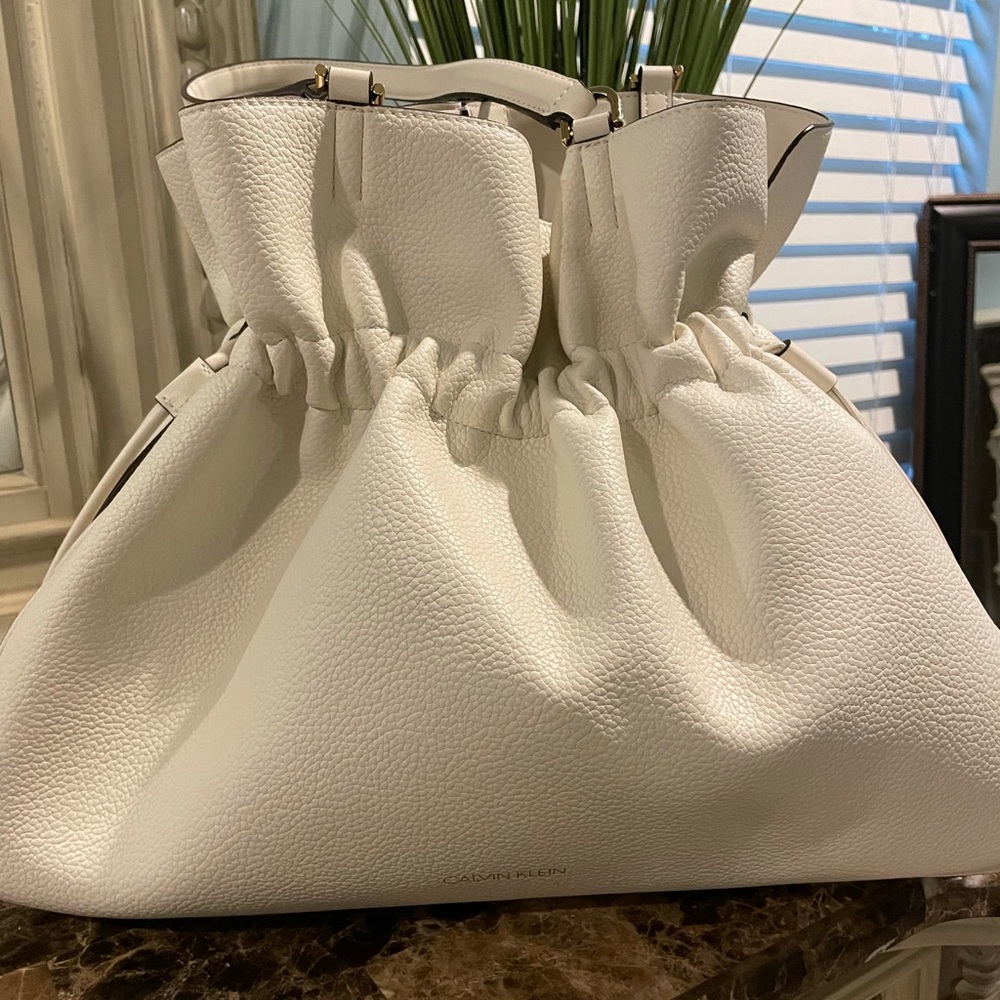 Calvin Klein Shoulder Bag
